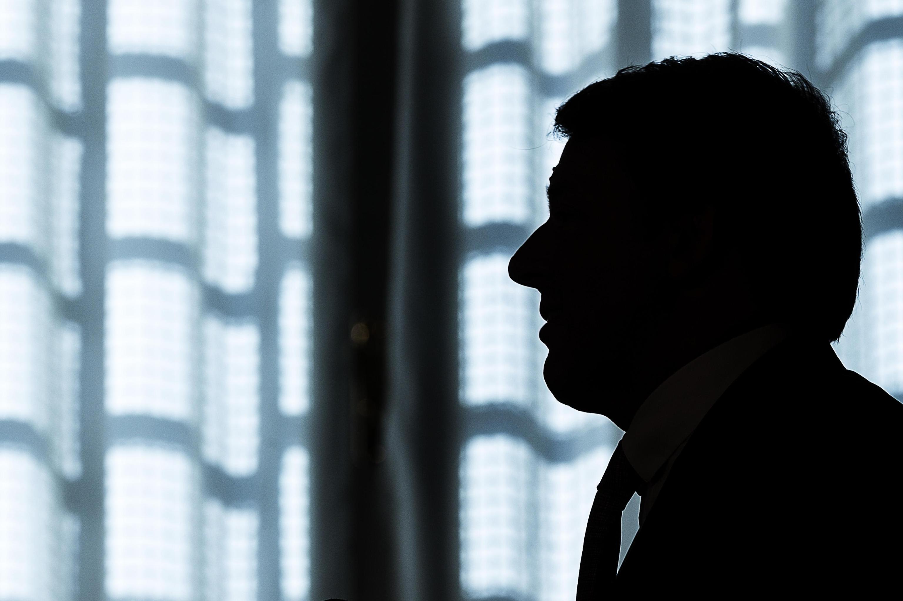 Renzi, l’uomo solo in regia