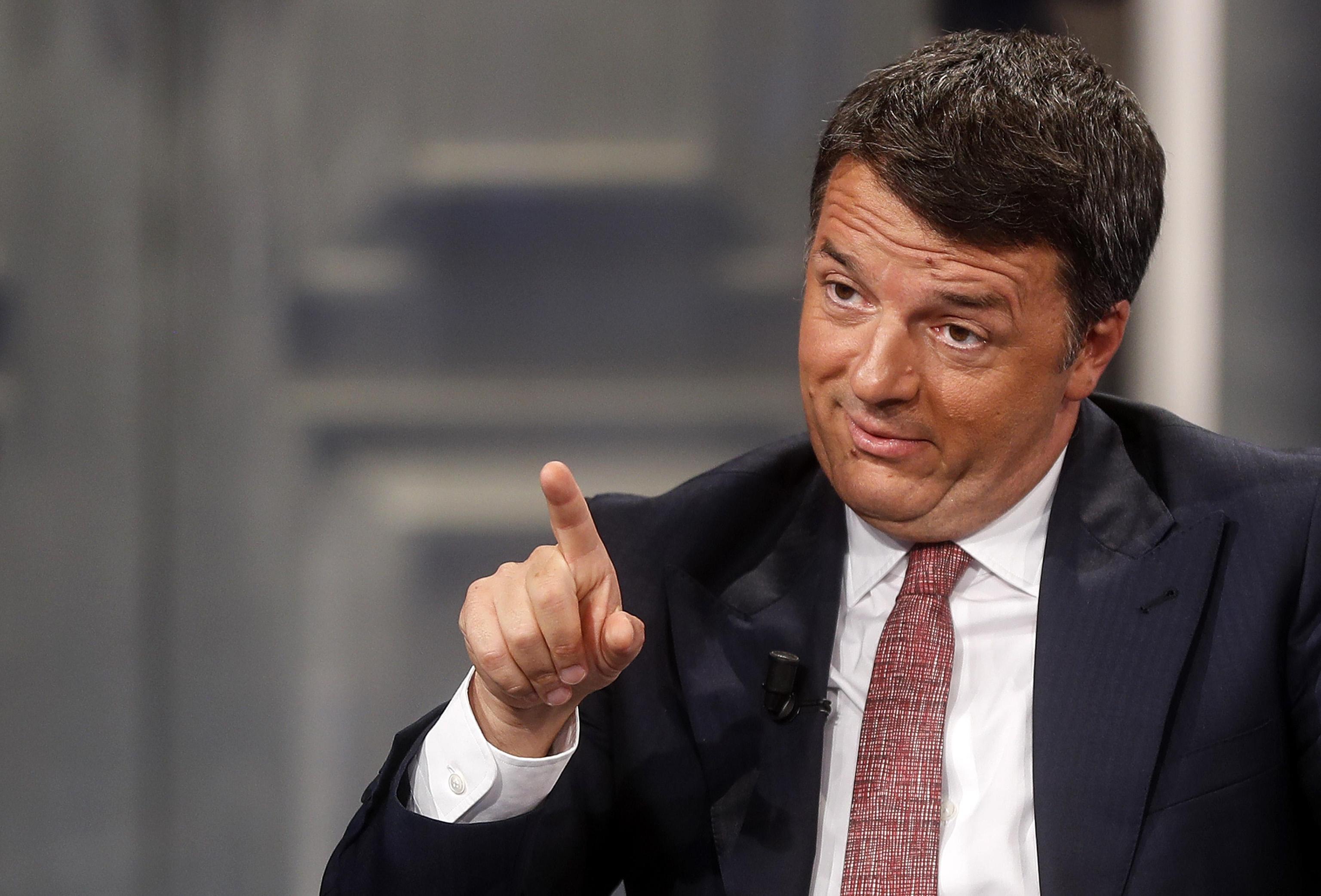 Renzi: mi scindo ma non mi spiego