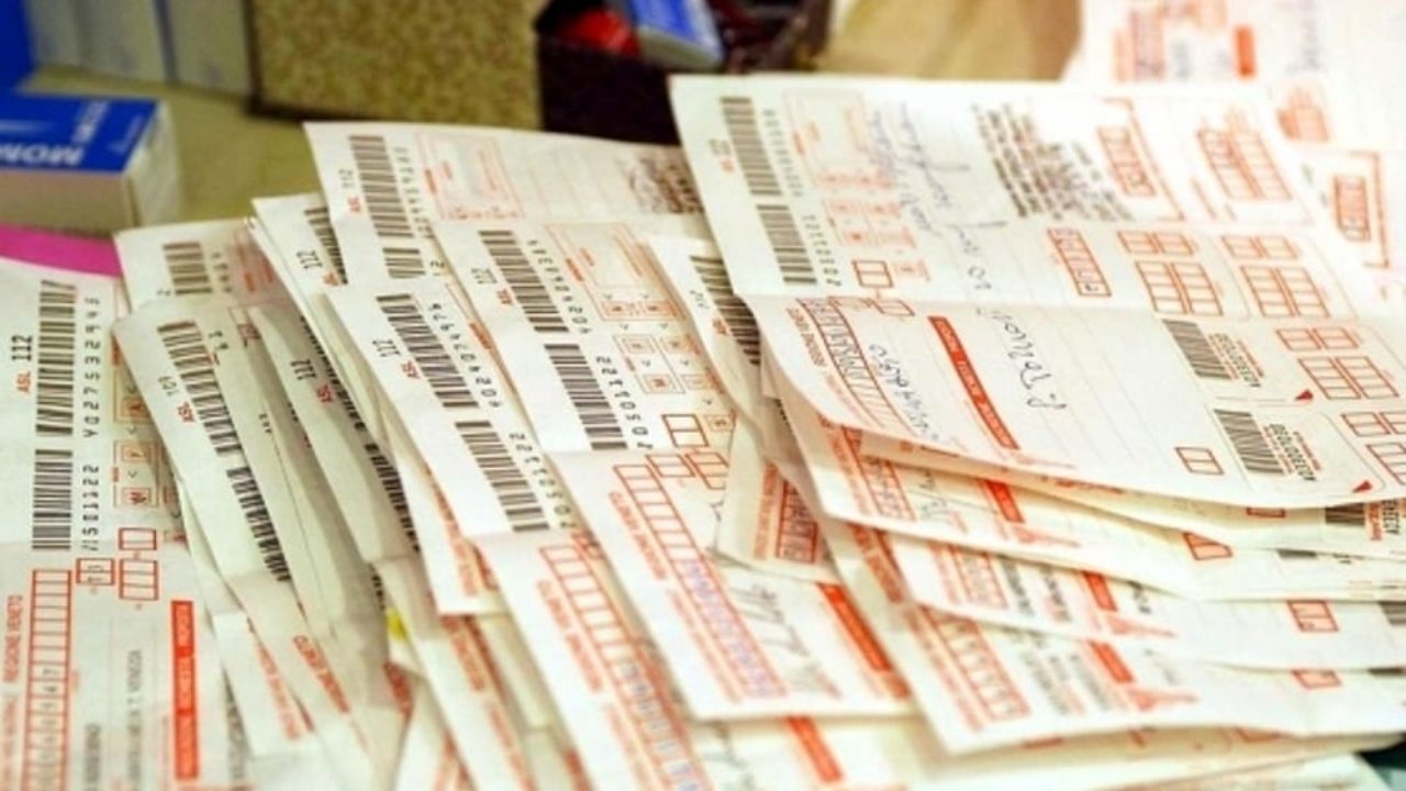 Nuovo ticket sanitario, il “rosso” Speranza: “Chi ha di più deve pagare di più”