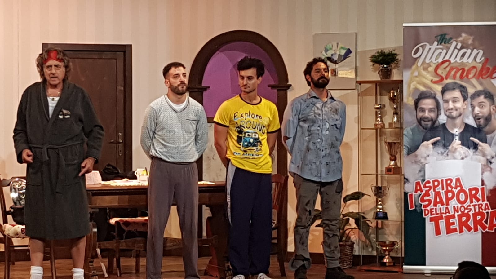 Tre uomini, una cuccia e una bella sorpresa: Alessia Fabiani