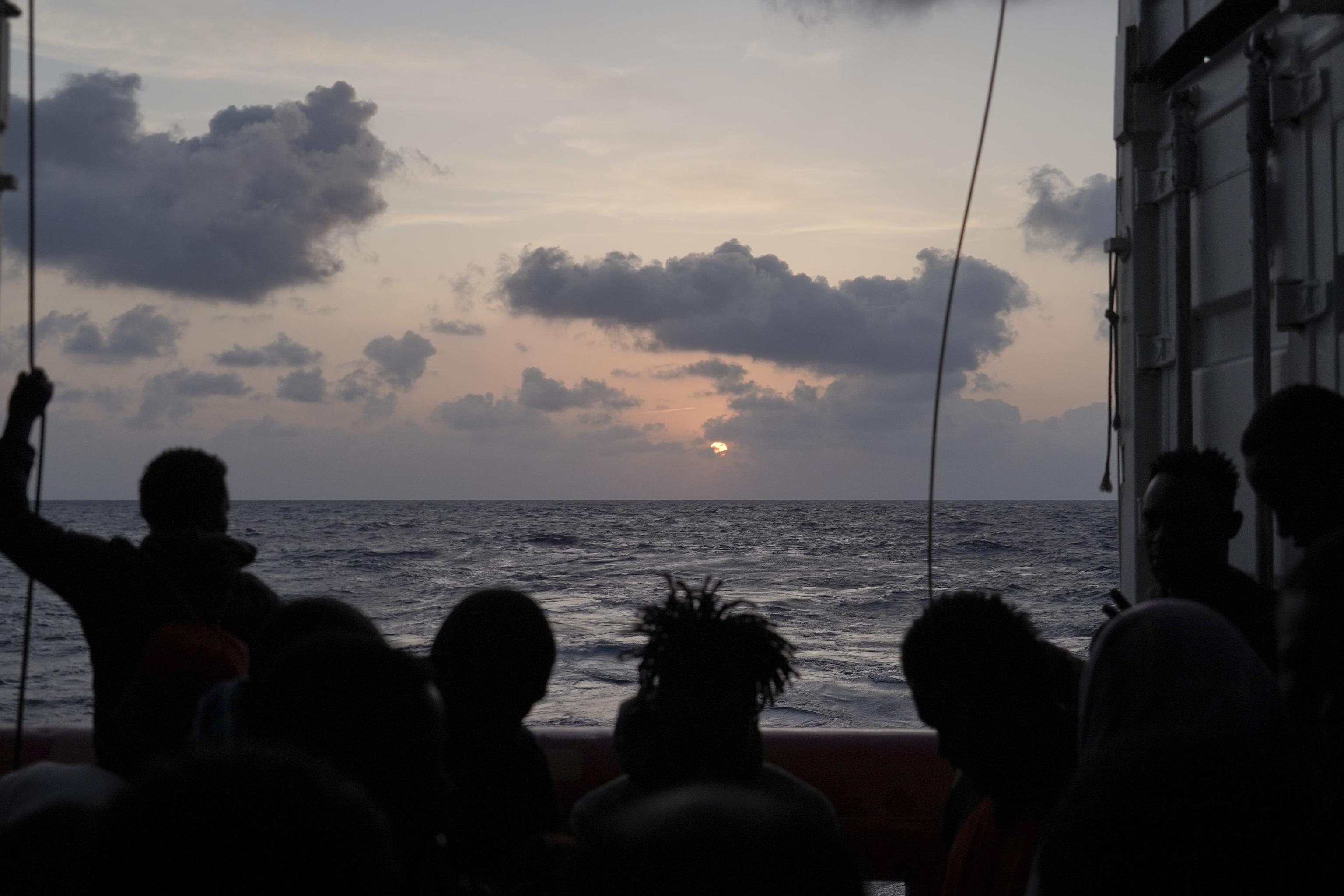 Migranti, Italia-Libia: serve un interlocutore diverso da al-Sarraj