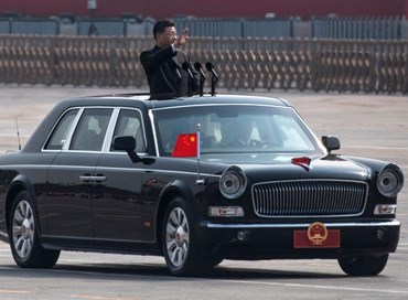 Non commerciare con una Cina che mente, imbroglia e ruba