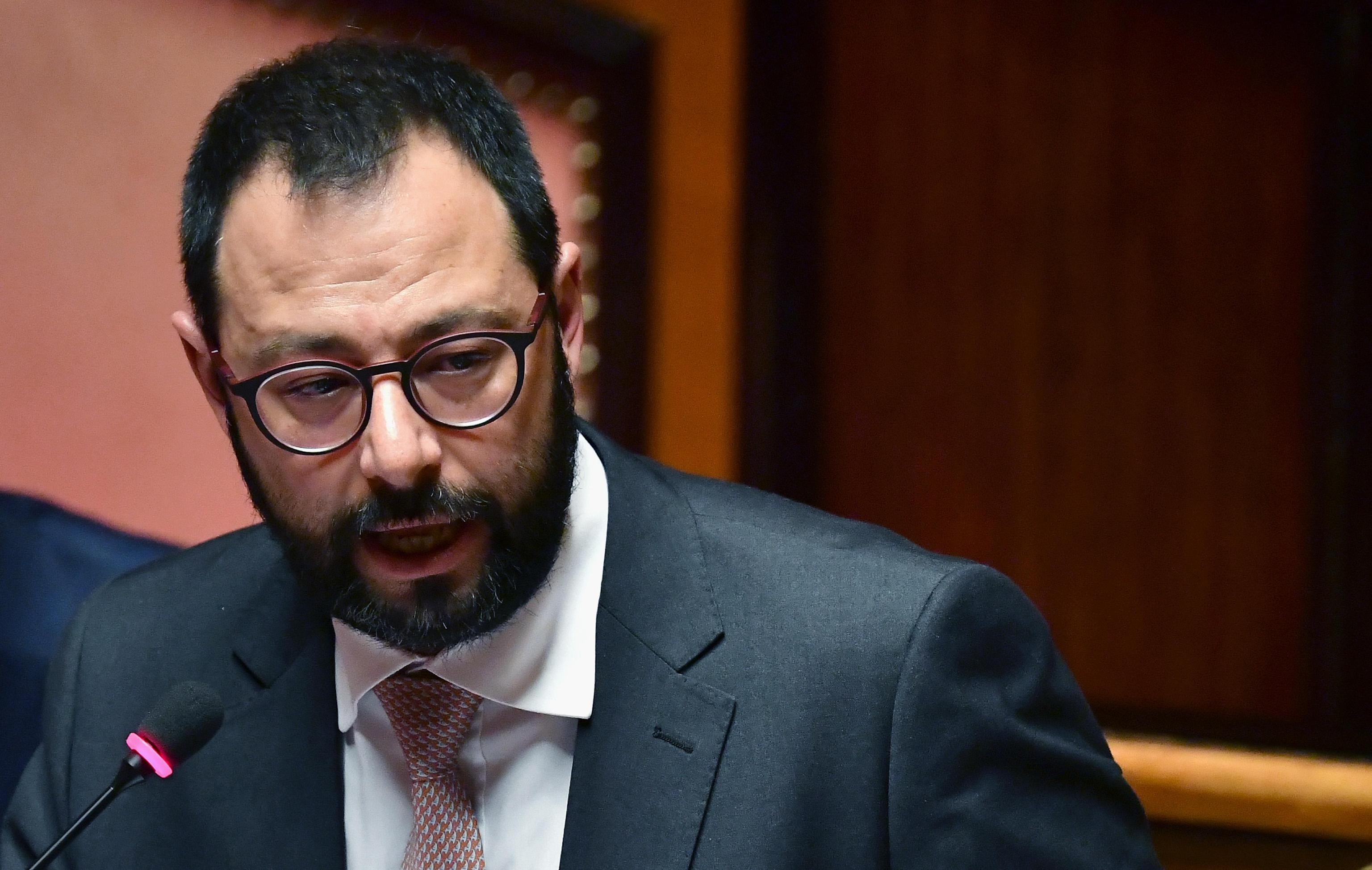 La plastica di Patuanelli