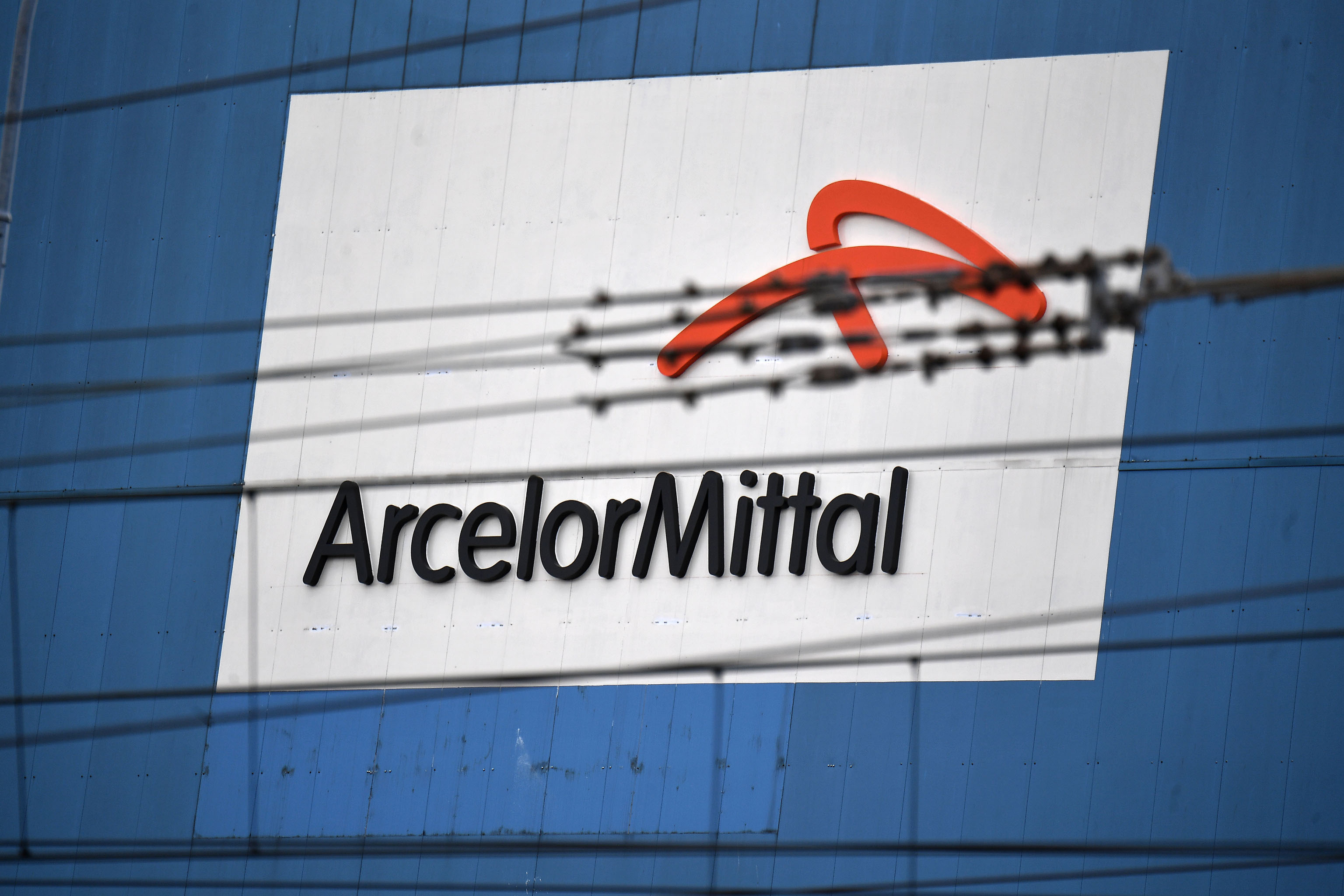 ArcelorMittal, magistratura e Governo: schizofrenia istituzionale