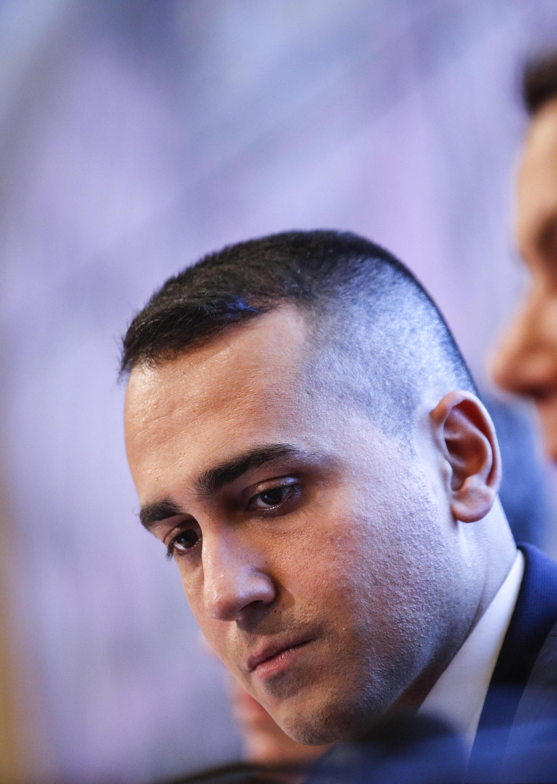 Rousseau, i militanti del M5s vogliono le elezioni: sconfessato Di Maio