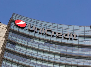 Unicredit, “taglia” 8mila dipendenti e 500 filiali