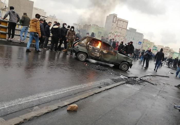 L’Iran ammette le uccisioni nelle proteste