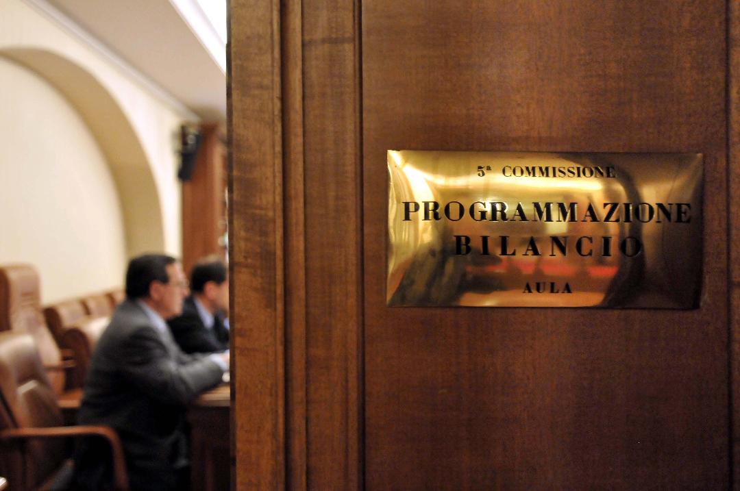 Manovra, disco verde dalla commissione Bilancio del Senato