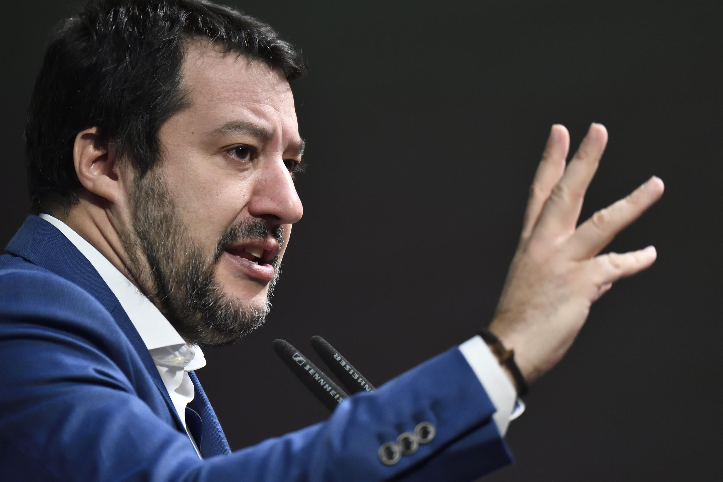 Patto nazionale sì, ma con conventio ad excludendum per i grillini