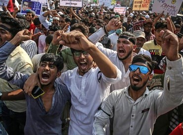 India, cento arresti per le proteste contro legge cittadinanza