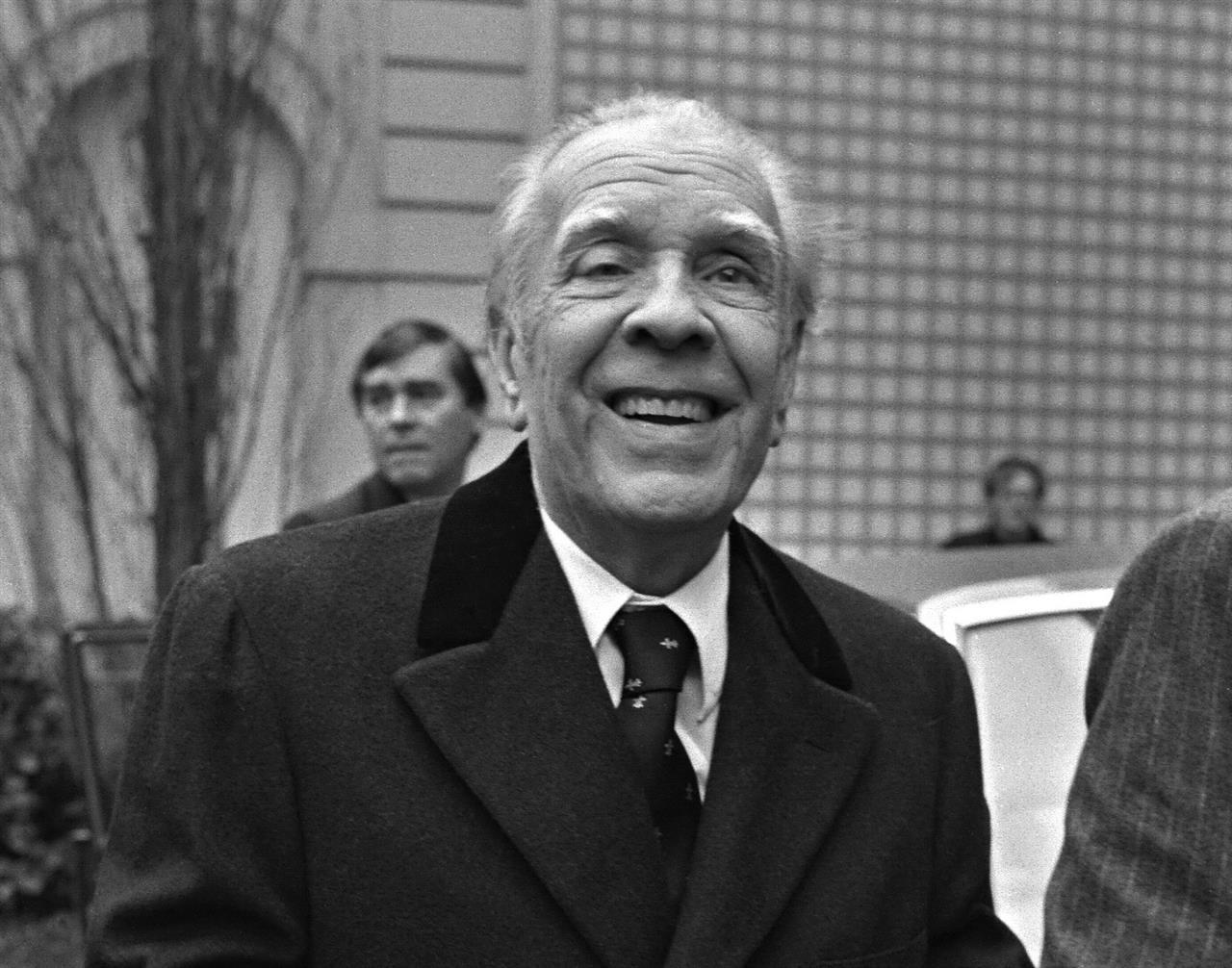 Borges e la superstizione dello stile
