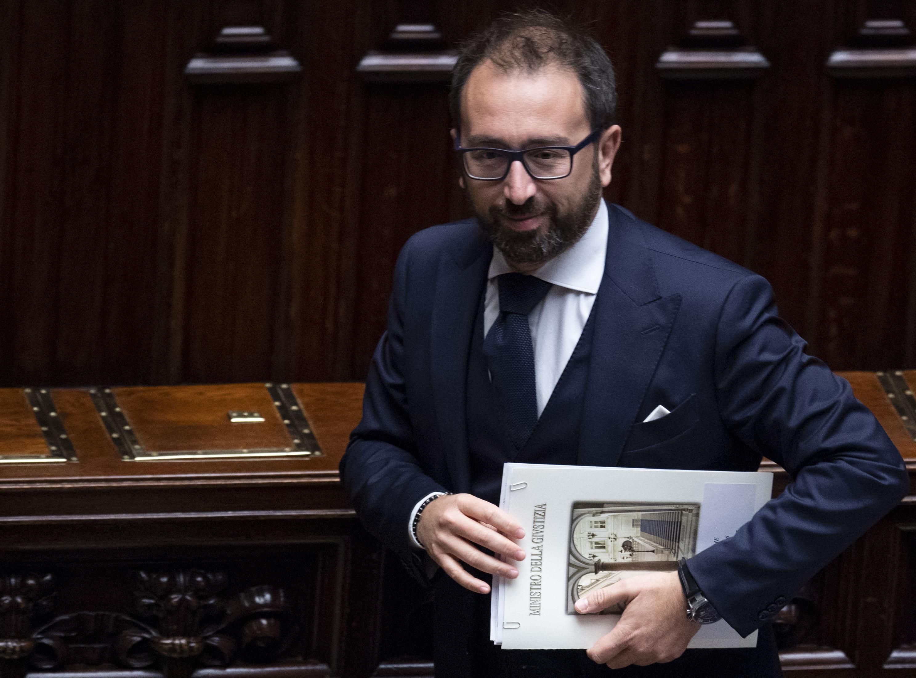 Prescrizione, lo scontro scuote il governo giallorosso