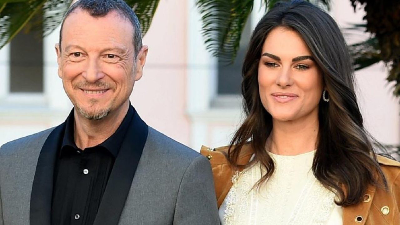 Amadeus, un Sanremo tra sessismo e contraddizioni