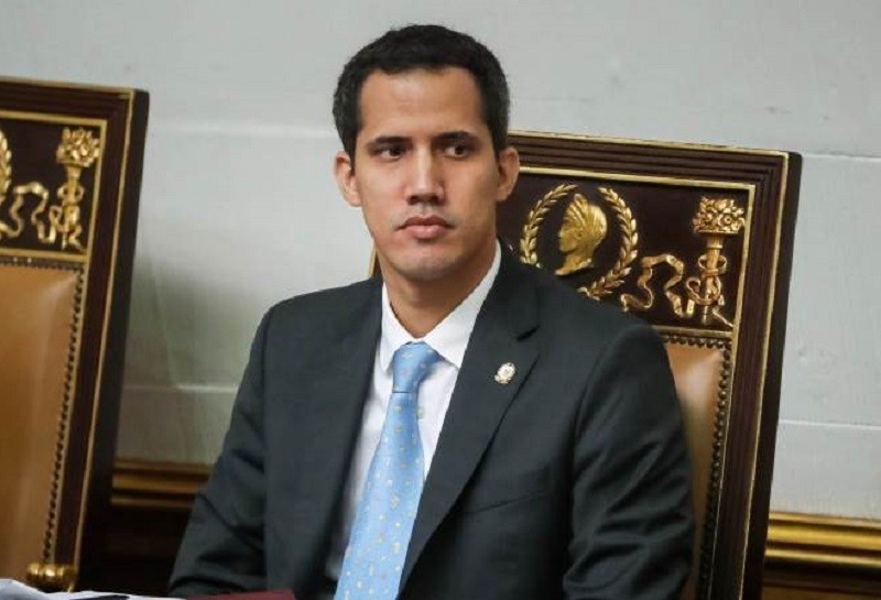 Venezuela, rapito Leon e perquisiti gli uffici Guaidò