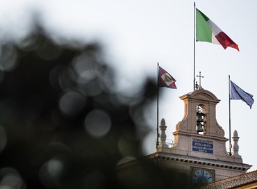 Il Quirinale sullo sfondo