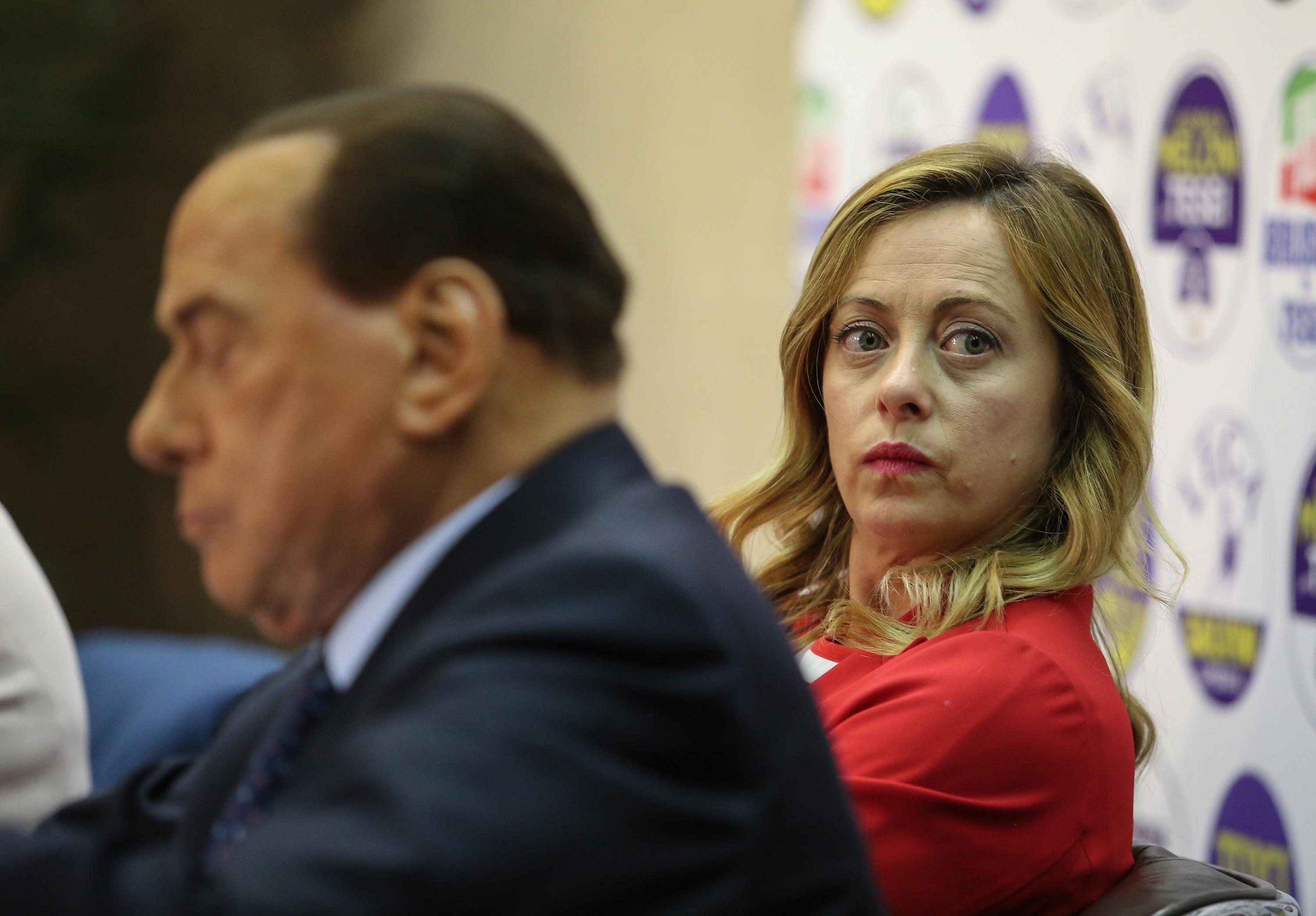 Meloni e Berlusconi: convergenze parallele