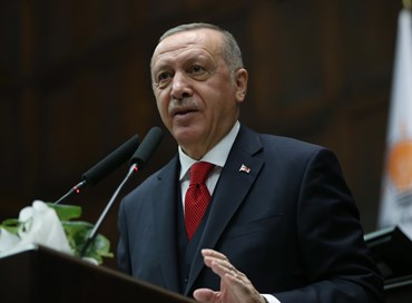 Siria, Erdogan: “Tradito dai Paesi arabi che sostengono il Piano Trump”