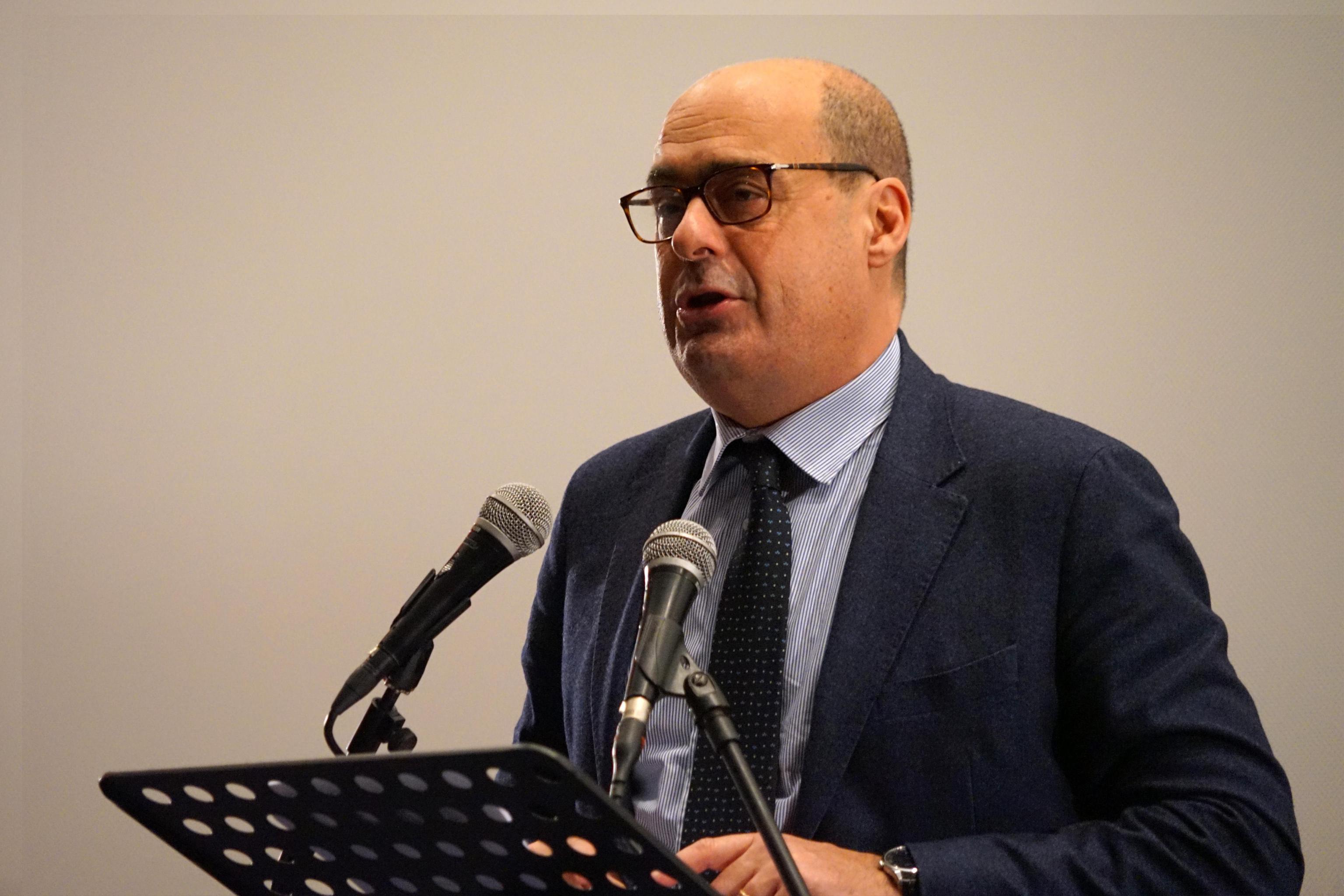 Governo, Zingaretti: “Impossibile pensare a nuove maggioranze”