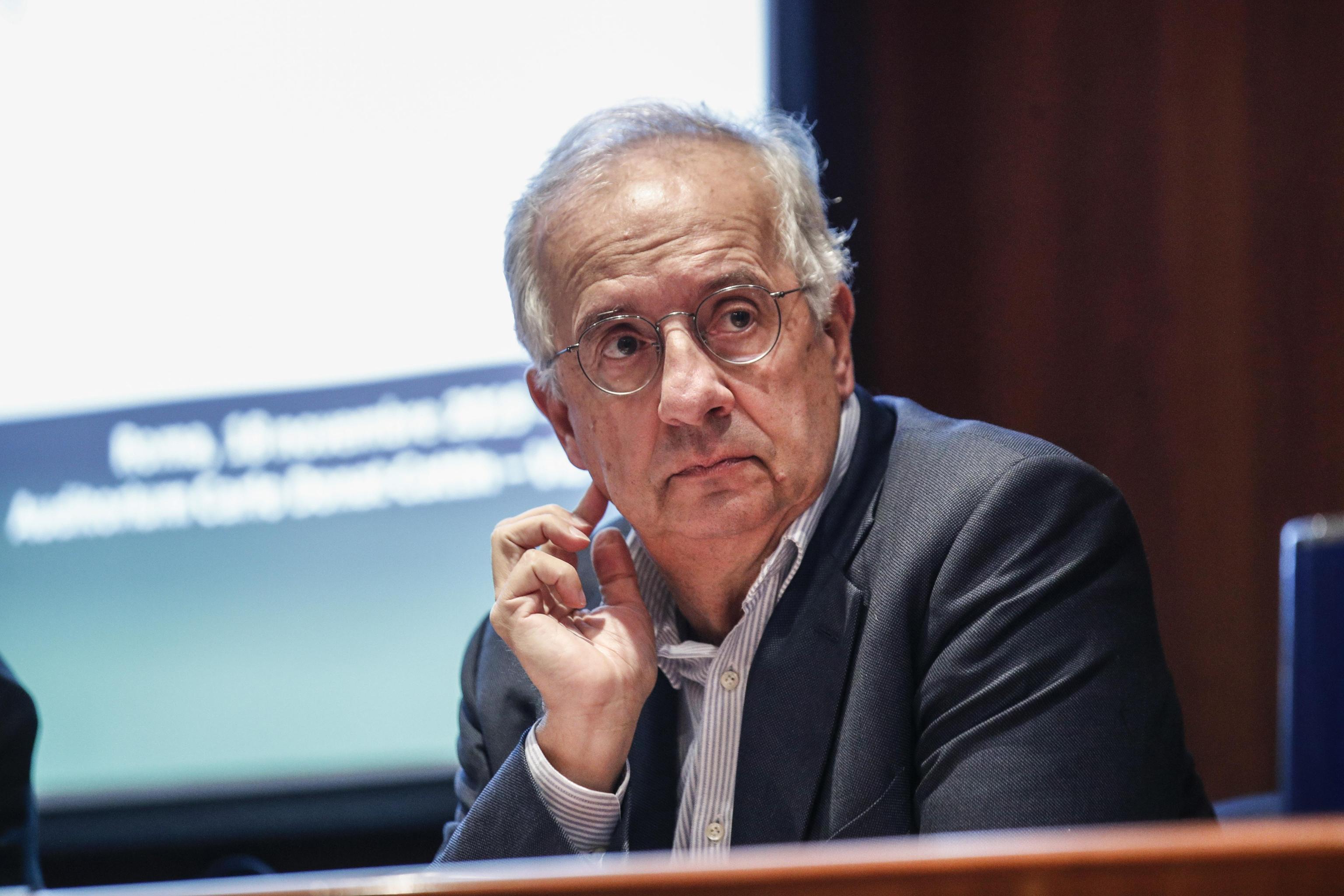 Veltroni in “collina”, Toti nel sottopasso e la logica in vacanza