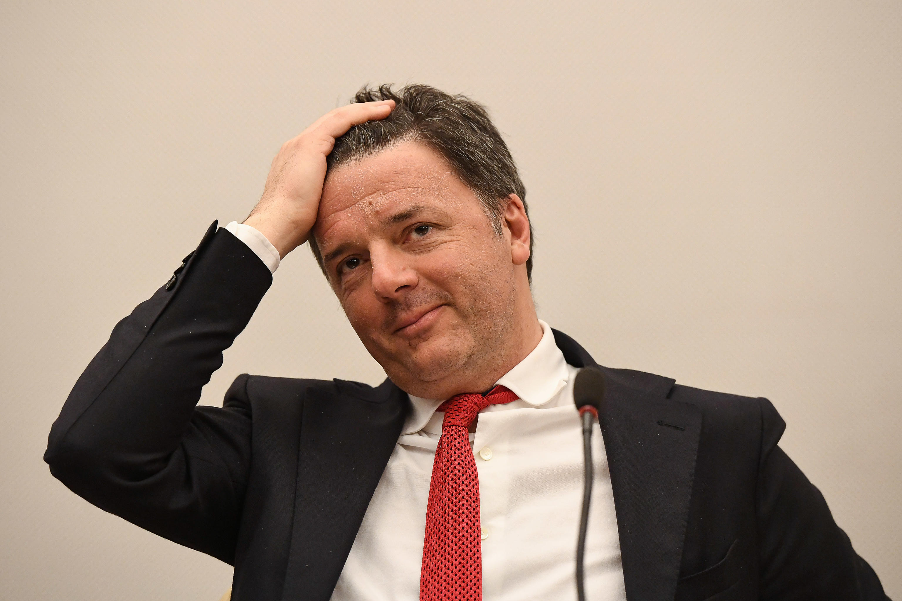 Renzi, un coro di “No” all’idea di un governo istituzionale