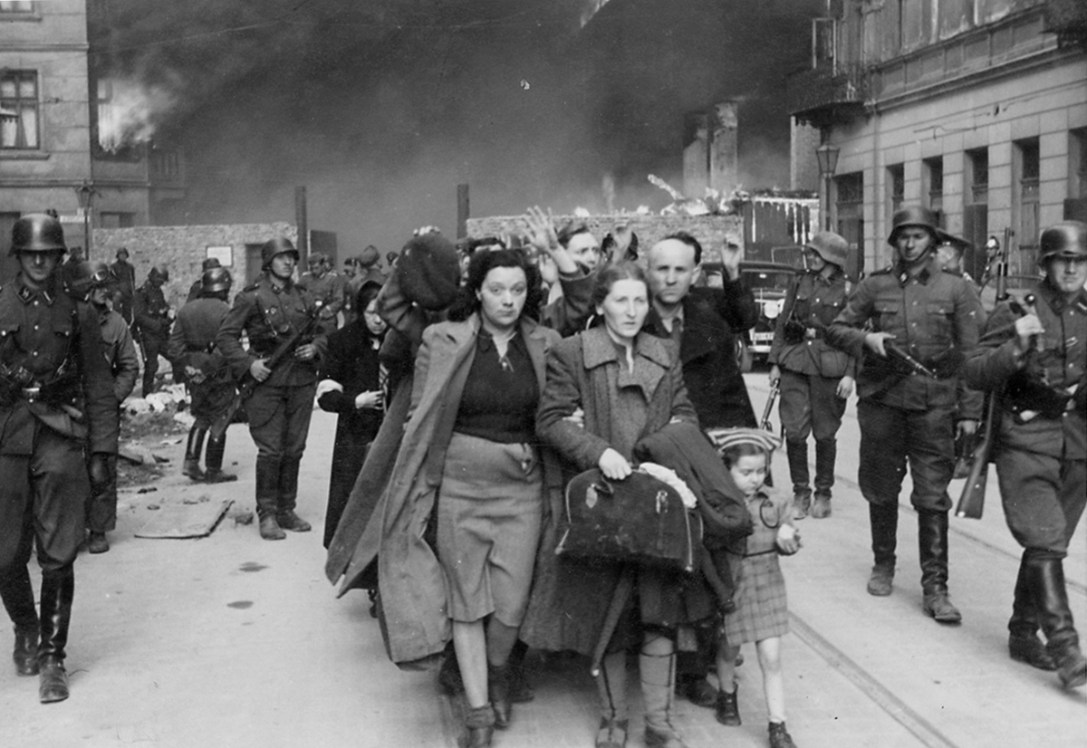 Opinioni a confronto: la memoria storica