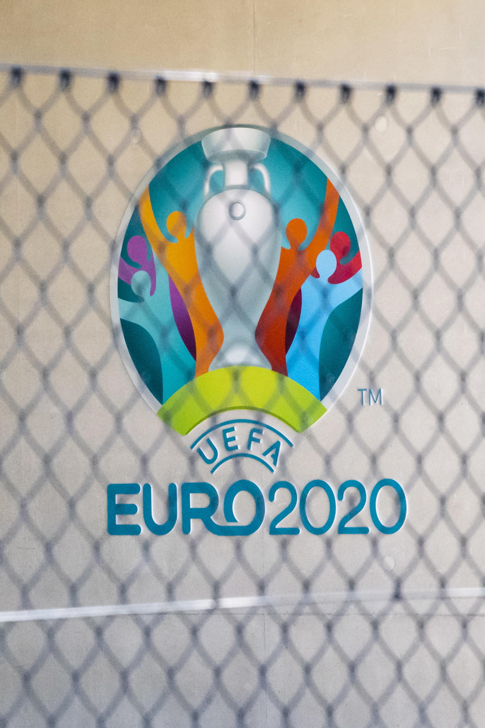 Coronavirus, l’Uefa ha rinviato gli Europei al 2021