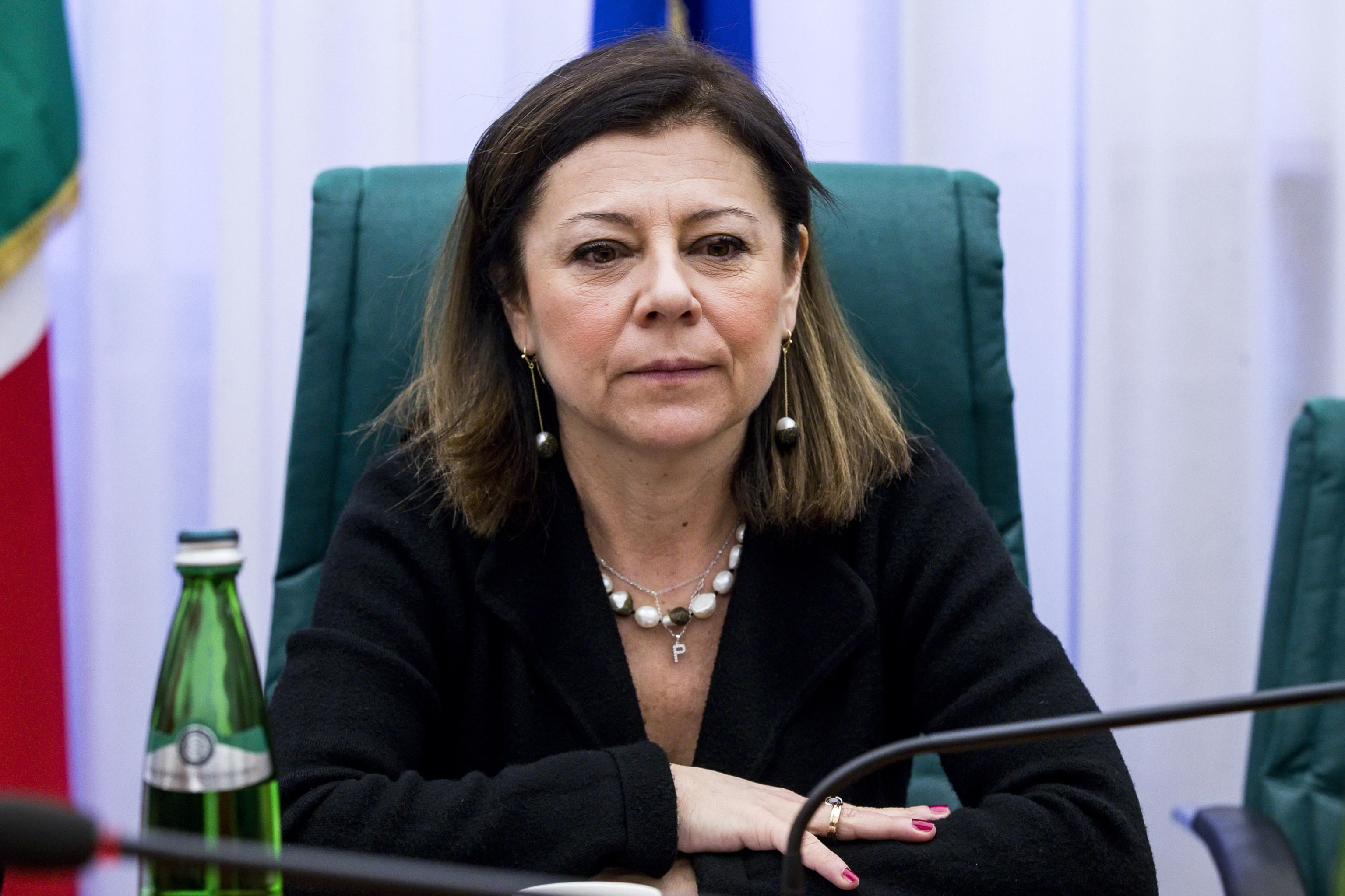 Coronavirus, De Micheli: “Non escludo misure oltre il 3 aprile”