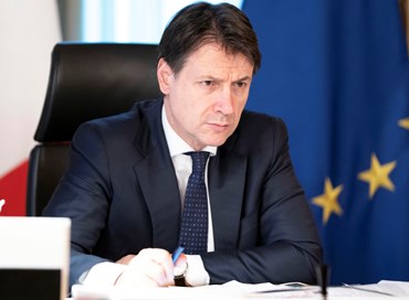 Conte e i decreti che non si capiscono ma che si inseguono