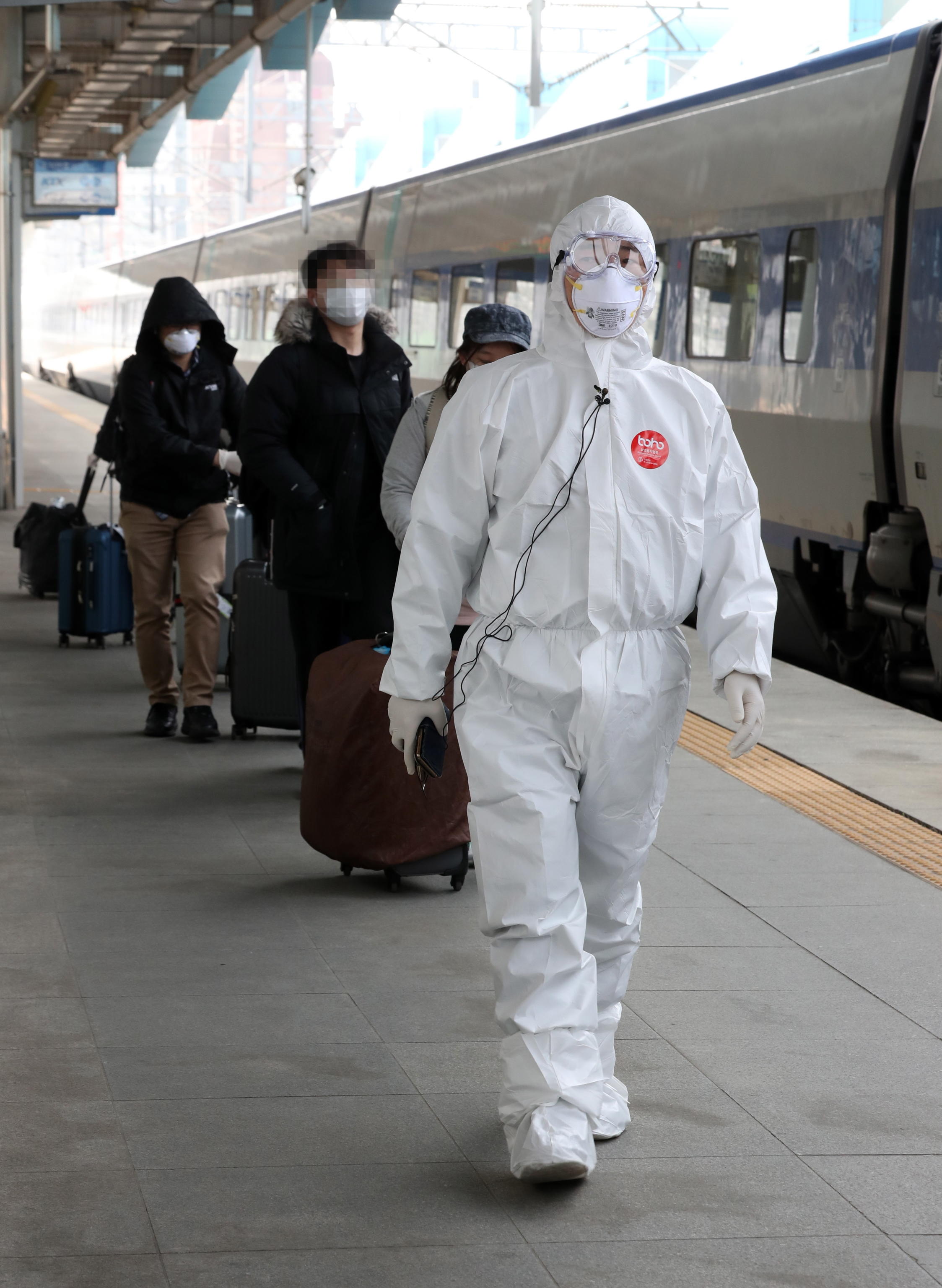 Pandemia, opportunismo politico e verità
