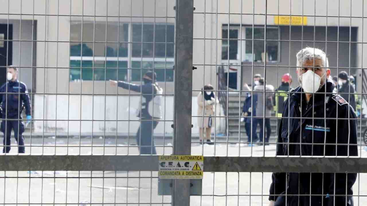 Muore il primo detenuto ma il ministero nasconde i dati