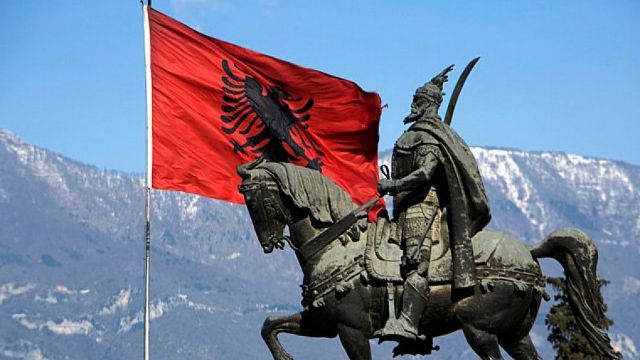 Il cristiano Scanderbeg: le “radici” dell’Albania