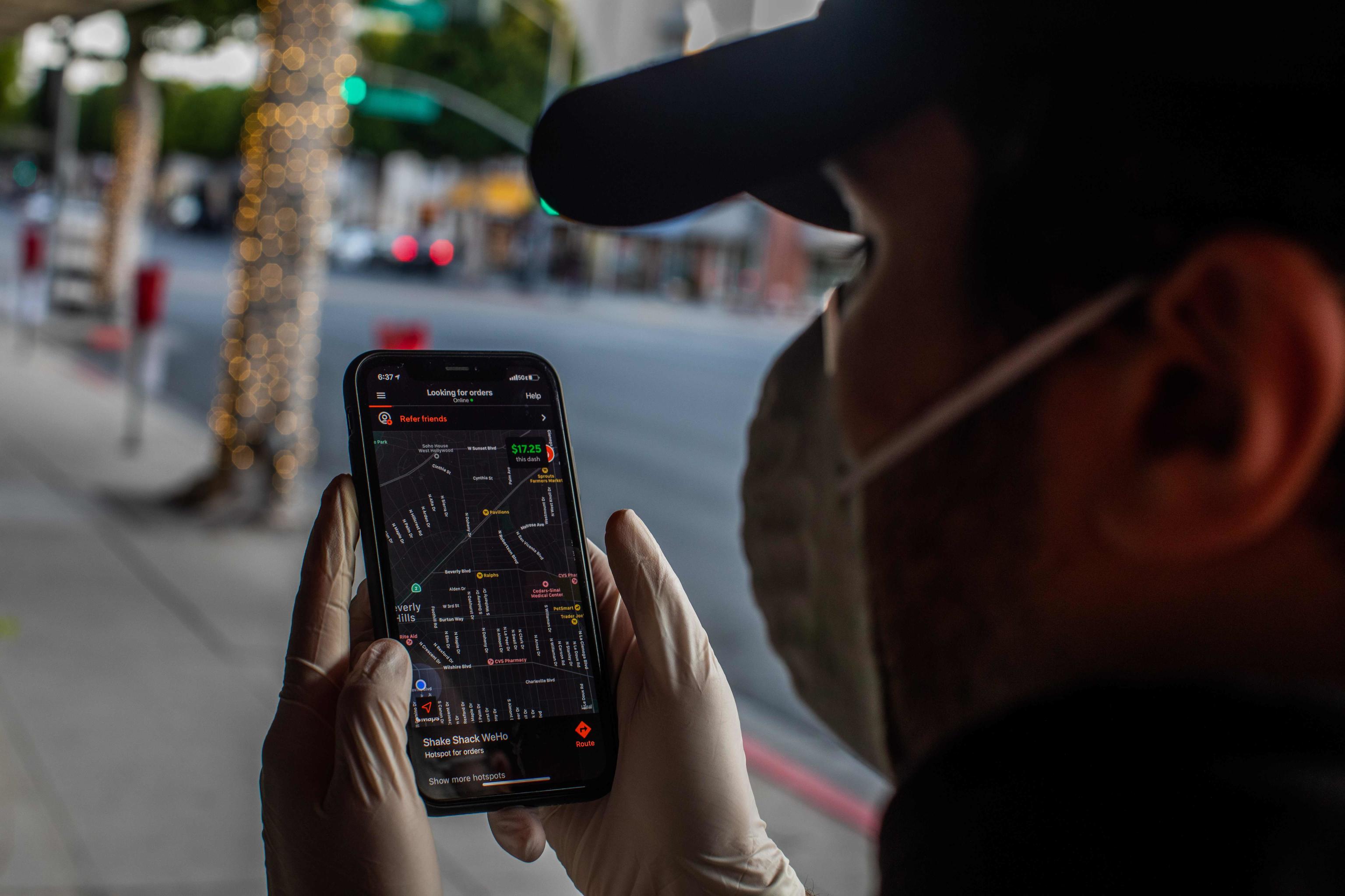 Coronavirus: in arrivo una app per evitare il contagio