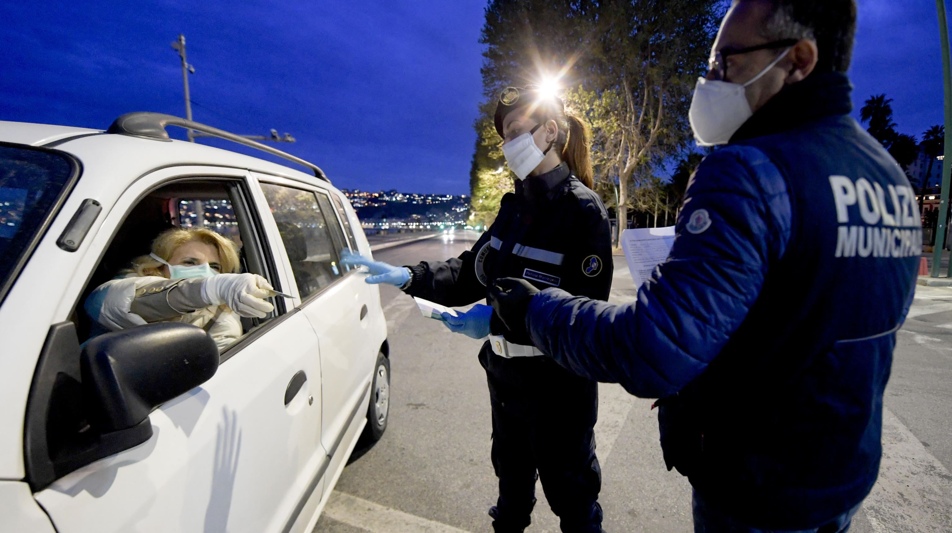 No, anche il sermone no!