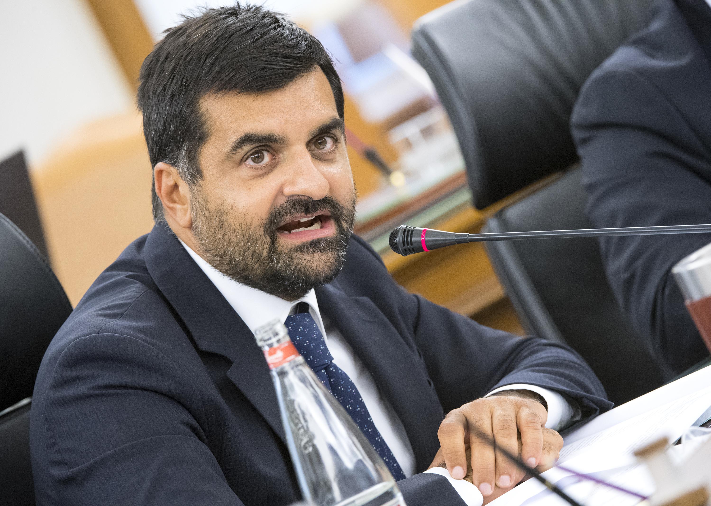 Palamara è la punta di un iceberg che rivela una democrazia illiberale e bloccata