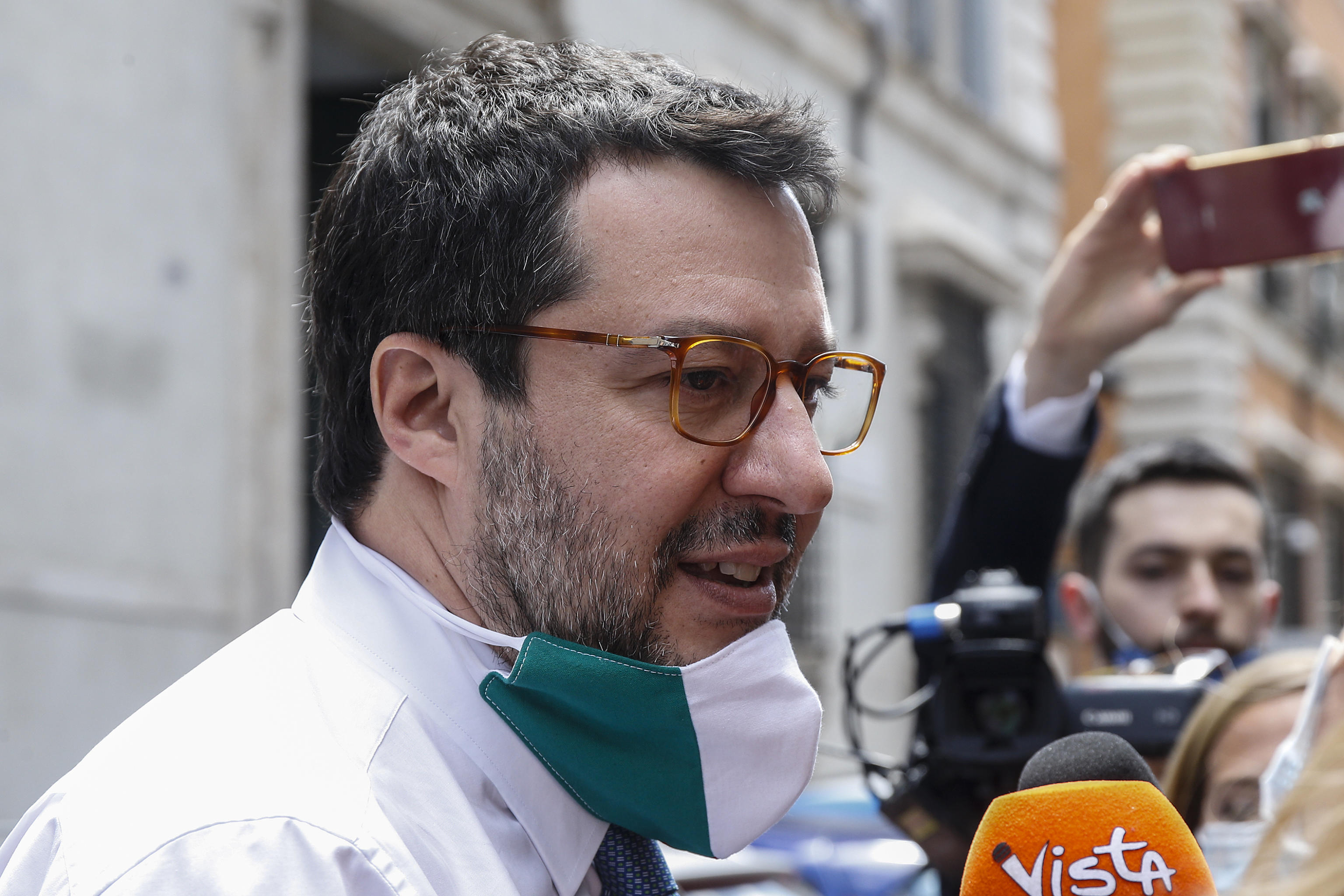 Matteo Salvini: sequestro di persona