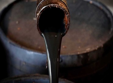 Il crollo dell’oro nero