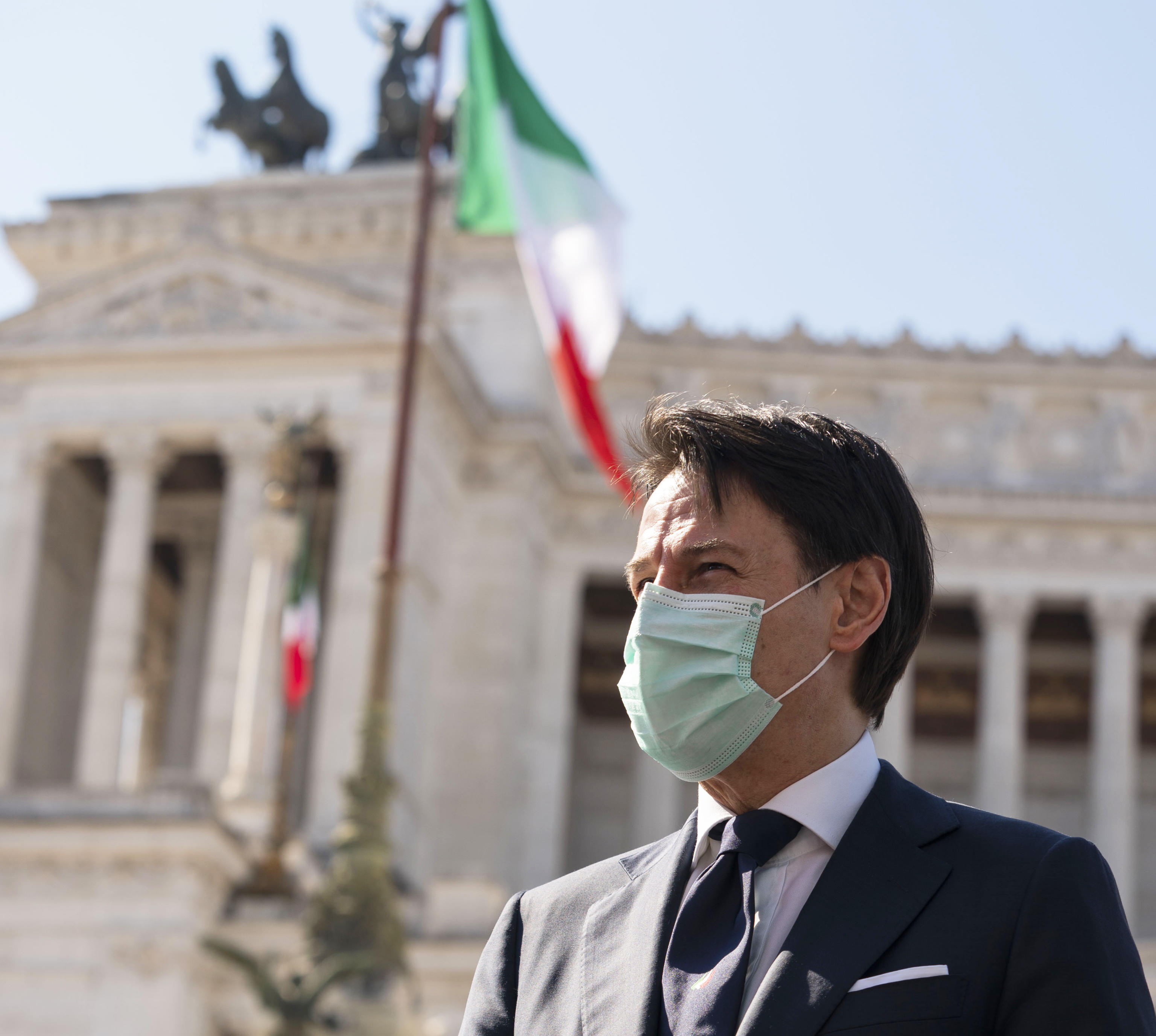 Giuseppe Conte: l’insostenibile leggerezza dell’essere