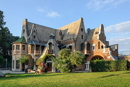 Roma, I mille volti della ceramica di Guerrino Tramonti