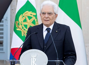 Mattarella ha l’obbligo di sciogliere il Csm