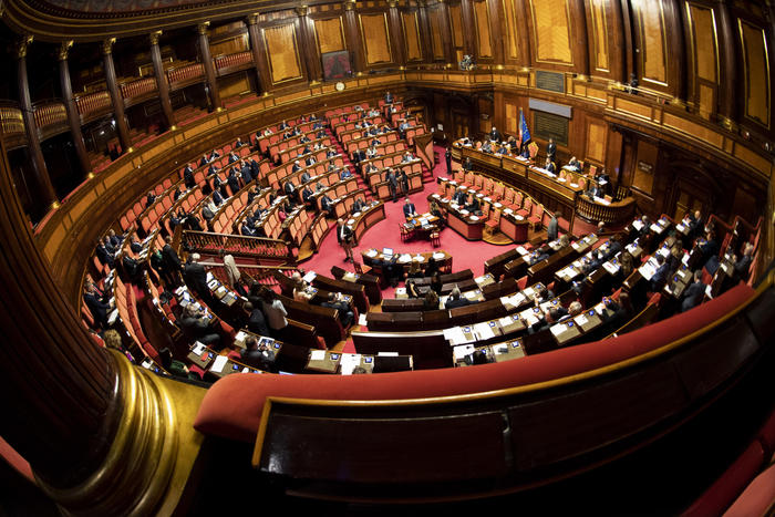 Senato, il decreto Elezioni è legge tra le polemiche