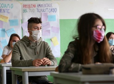 Linee guida, a scuola sabato e turni differenziati