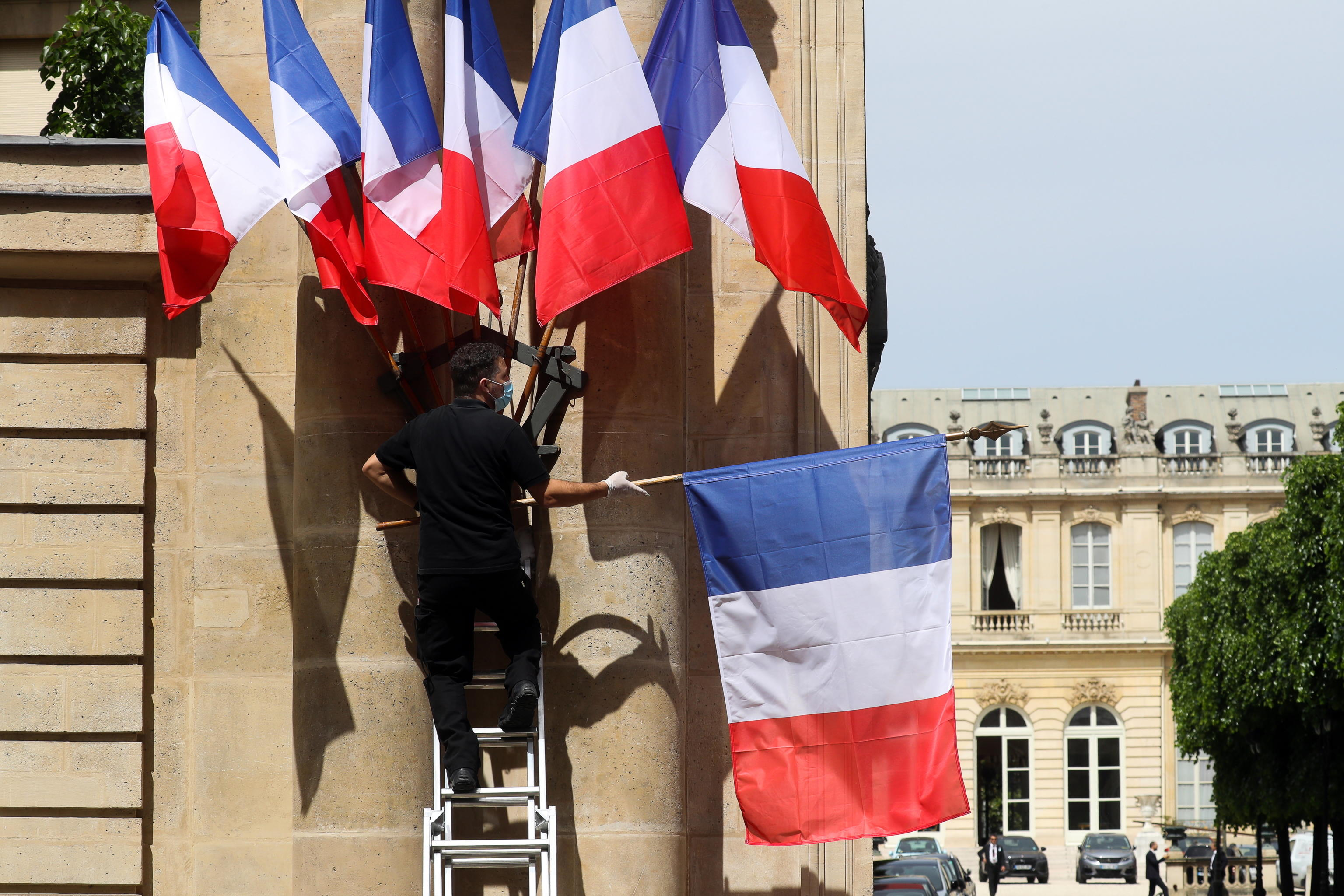 La legislazione sull’associazionismo: l’esperienza francese e le regole comunitarie