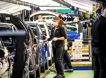 Auto: mercato Italia ancora in calo