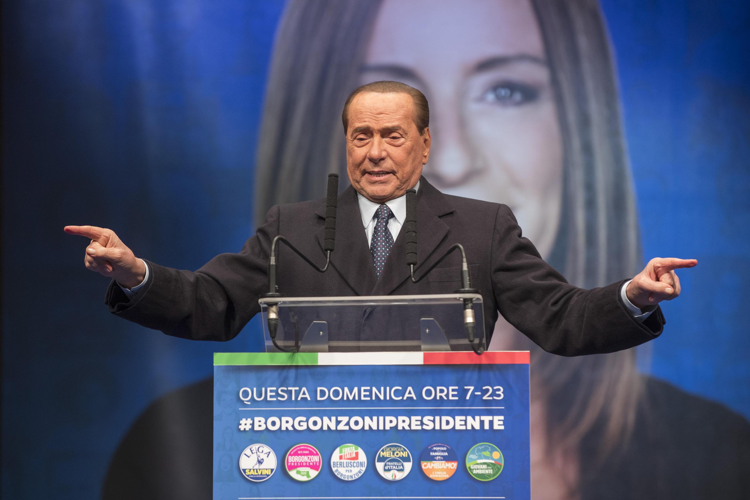 Berlusconi e quei tentativi di diversità