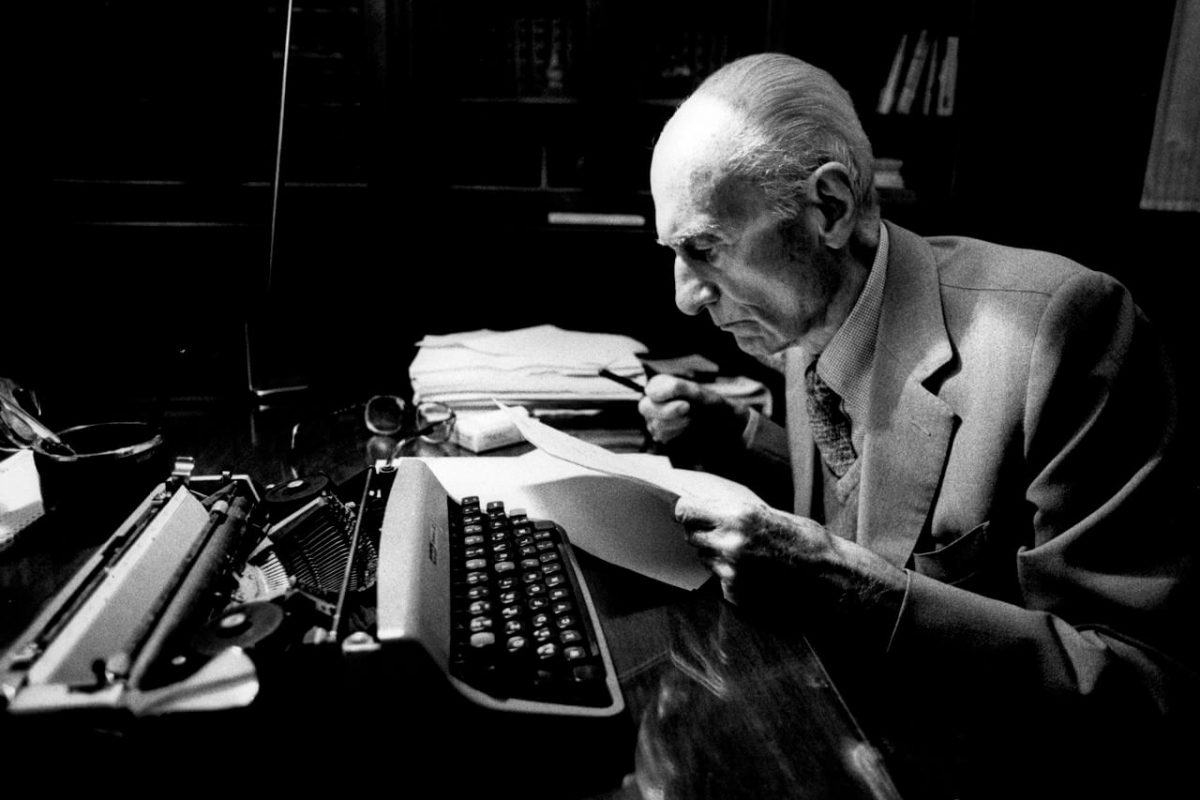 Omaggio a Montanelli da parte della Vecchia Guardia