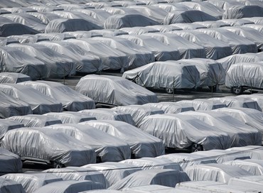 Auto: Ey-Cdp-Luiss, bonus e investimenti per la svolta