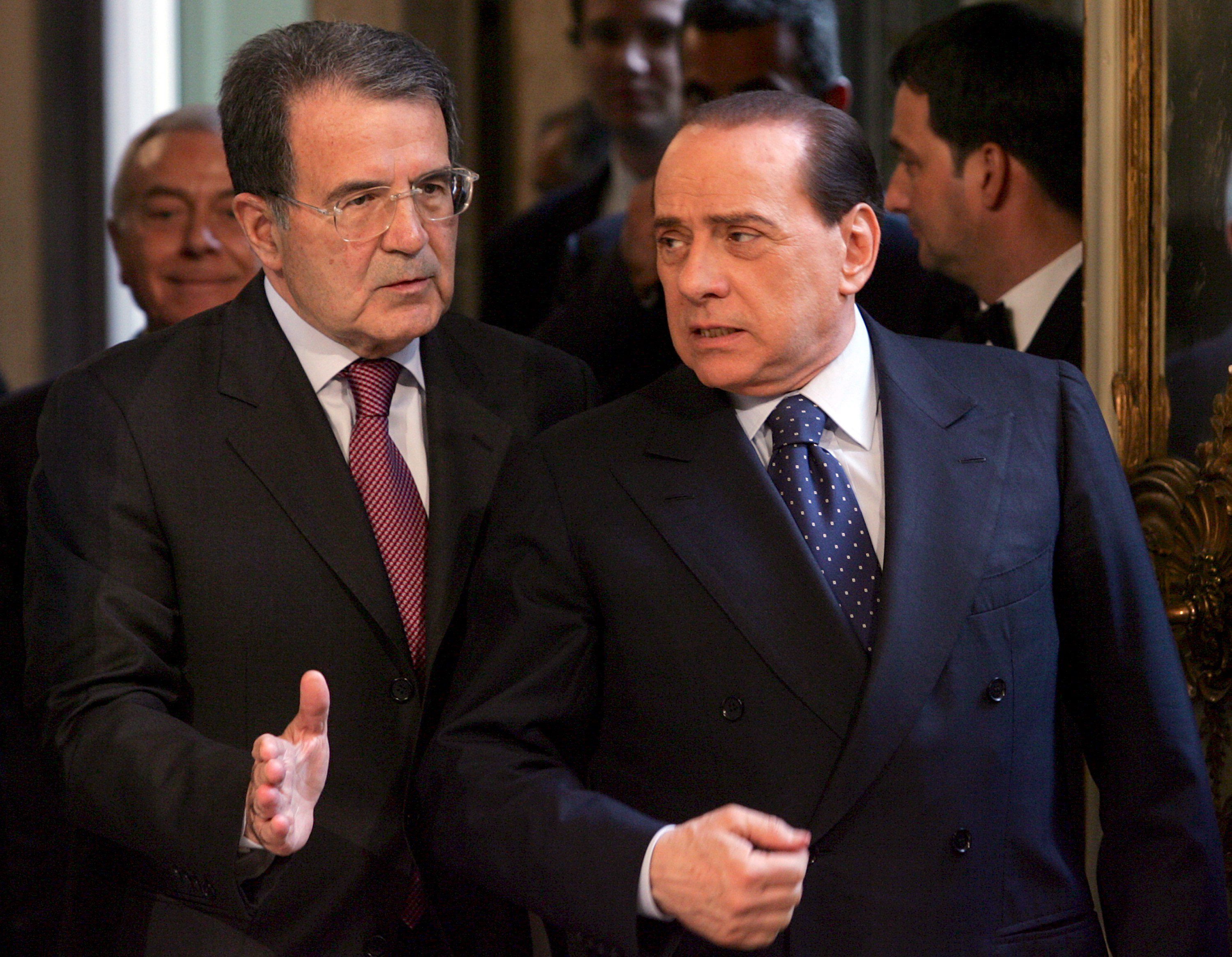 Prodi a Berlusconi: Ego te absolvo 