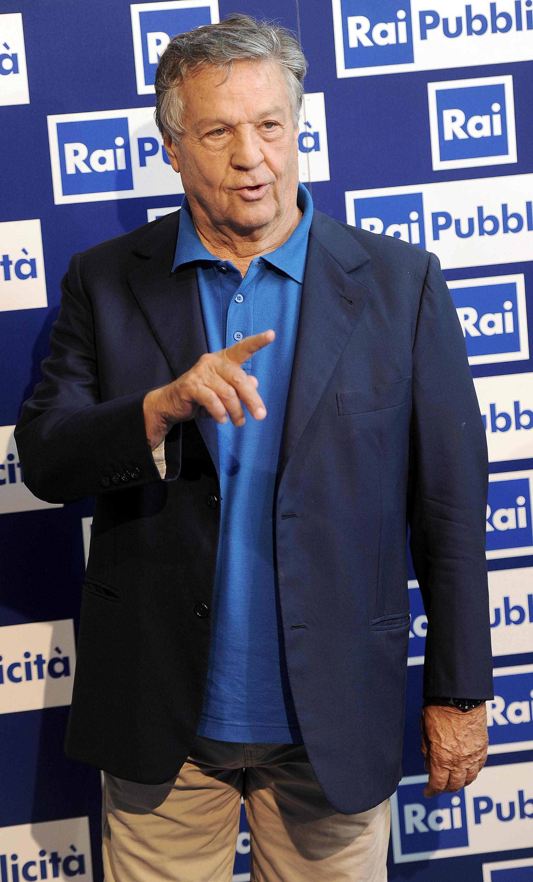 Renato Pozzetto, gli 80 anni del “comico lunare”