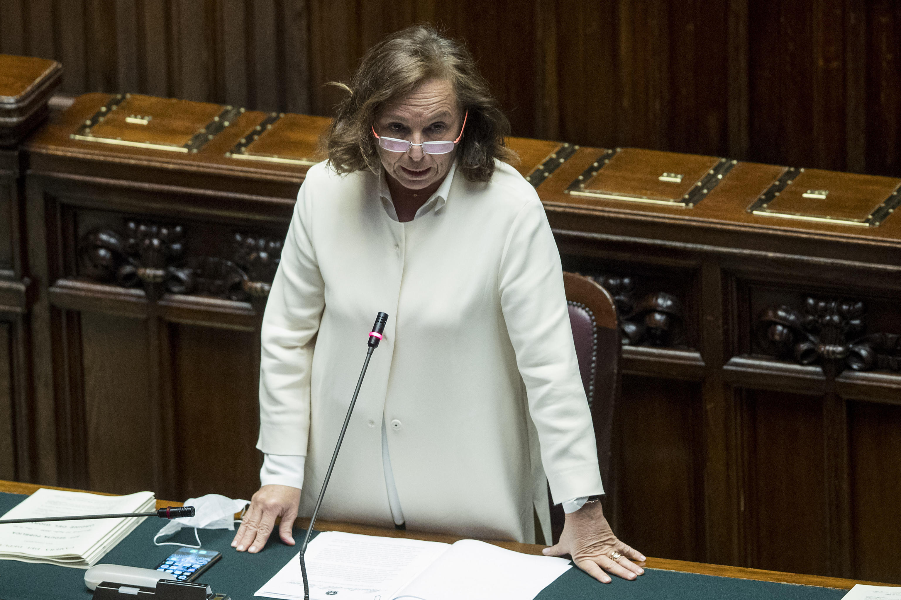 Sull’orlo del baratro, Italia in sicurezza subito 