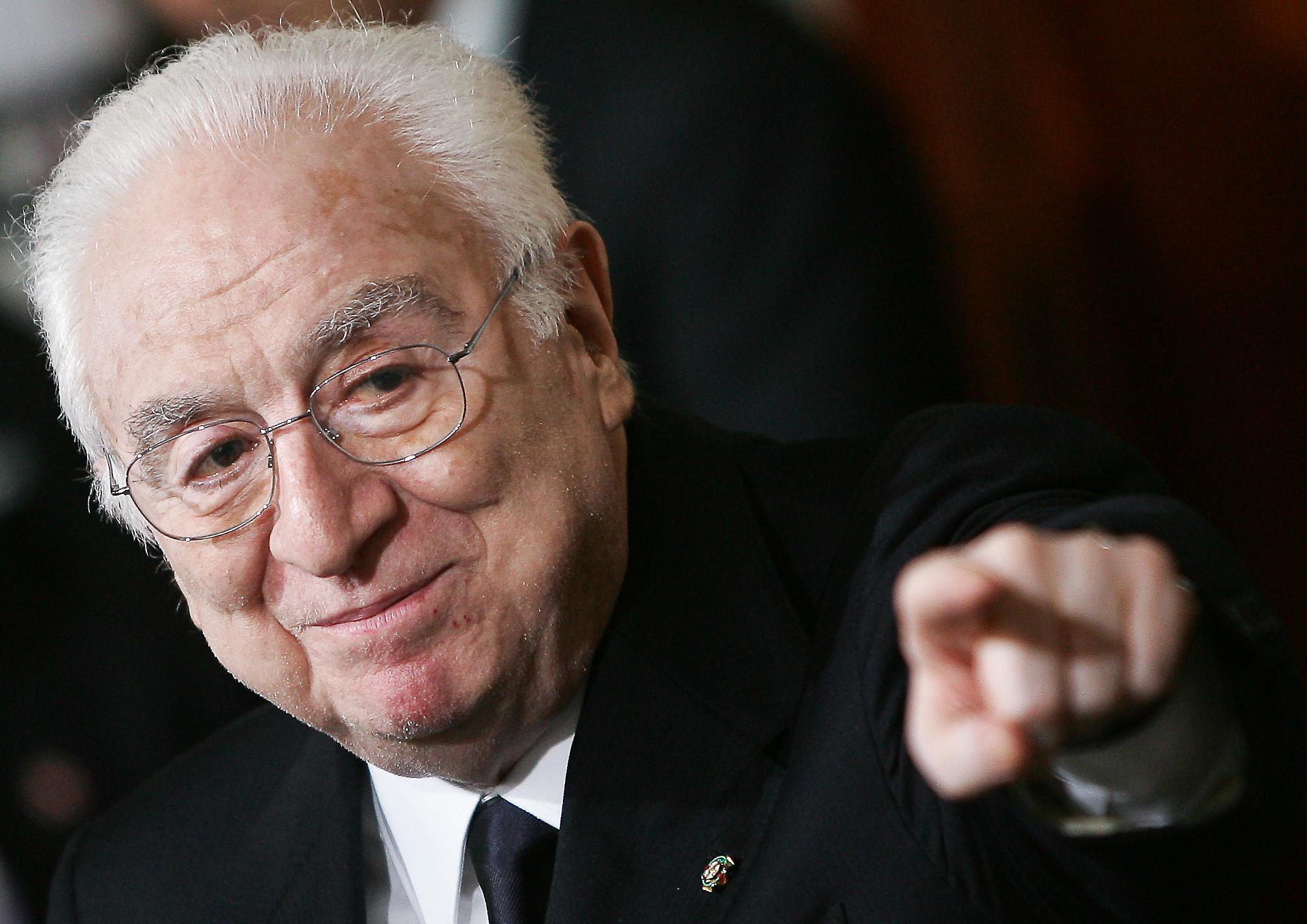 Premio “Francesco Cossiga per l’Intelligence” a Carlo Mosca 